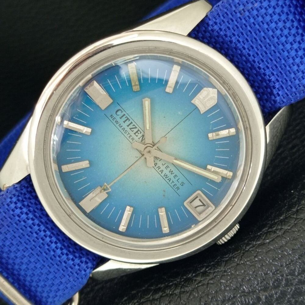 Vintage 1980 Citizen Manual Mens Silver Watch W/daydate & Blue accents